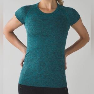Lululemon Swiftly Tech Short Sleeve Crew Heathered Peacock Shirt Women Sz 6